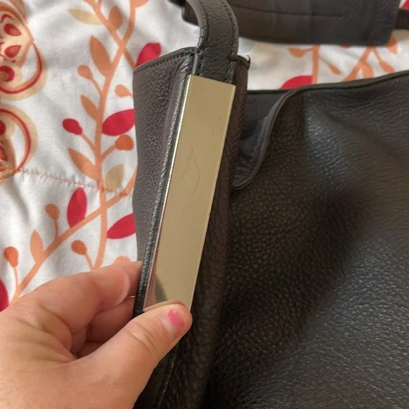 Vince camuto brody leather black handbag purse - Picture 6 of 10